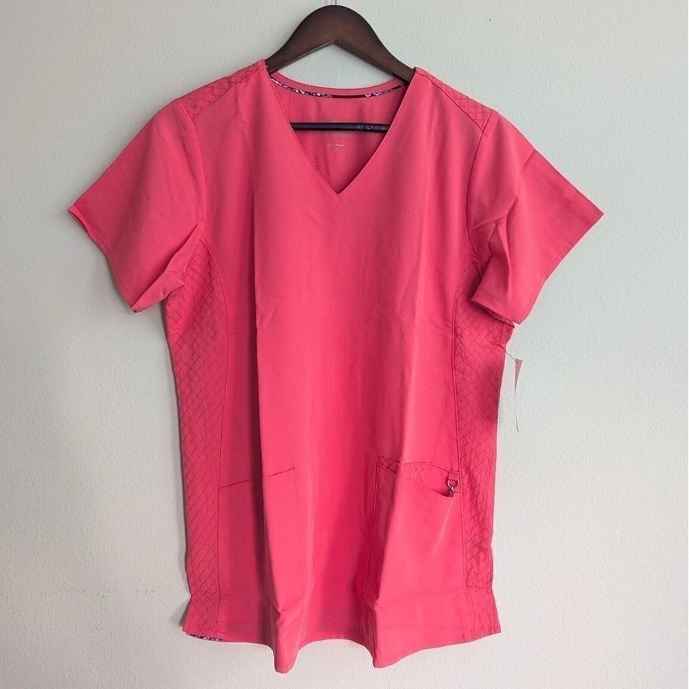 New Vera Bradley Medical Nurse Doctor Uniform Scrub Top‎ V-Neck Fuscia Medium